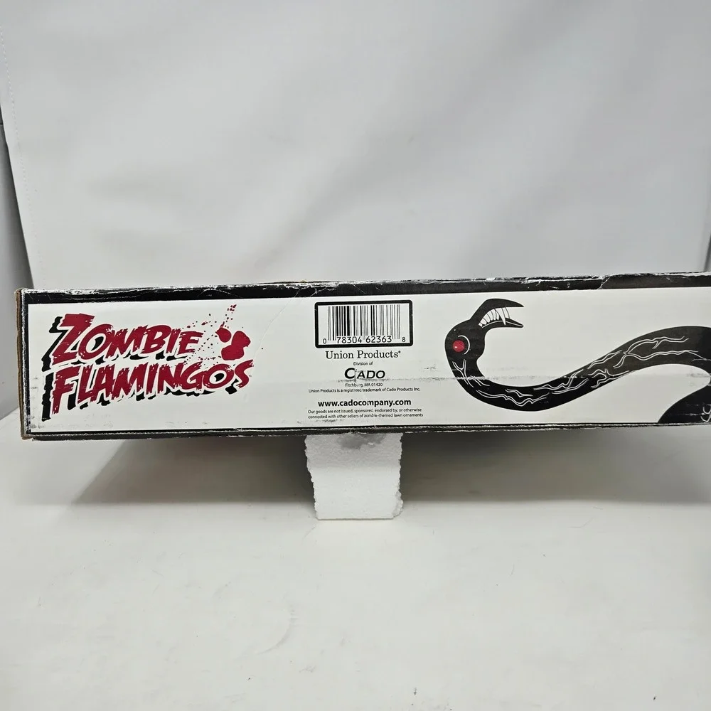 Union Products Zombie Flamingos Halloween Lawn‎ Decor 2 Pack Black Plastic Cado
